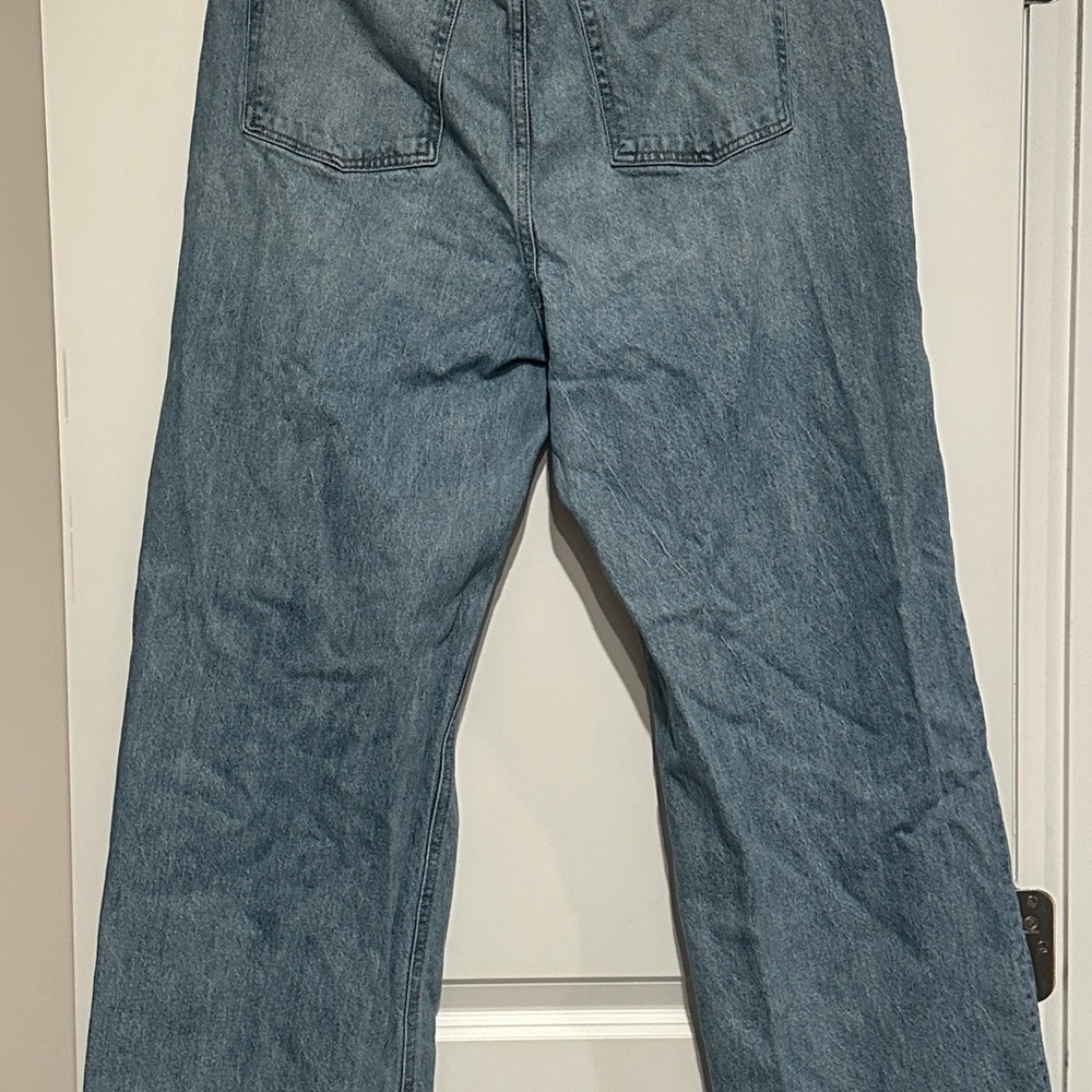 Old Navy Women's Extra High Rise Wide Leg Jeans - Picture 2 of 3